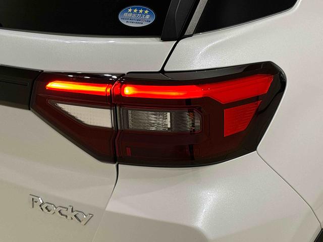 ロッキー プレミアム　ナビ　ＥＴＣ　ドラレコ　バックカメラ　ＬＥＤヘッドランプ・フォグランプ　全車速追従機能付アダプティブクルーズコントロール　レーンキープコントロール　ブラインドスポットモニター　１７インチアルミホイール　シートヒーター　パノラマモニター（49枚目）
