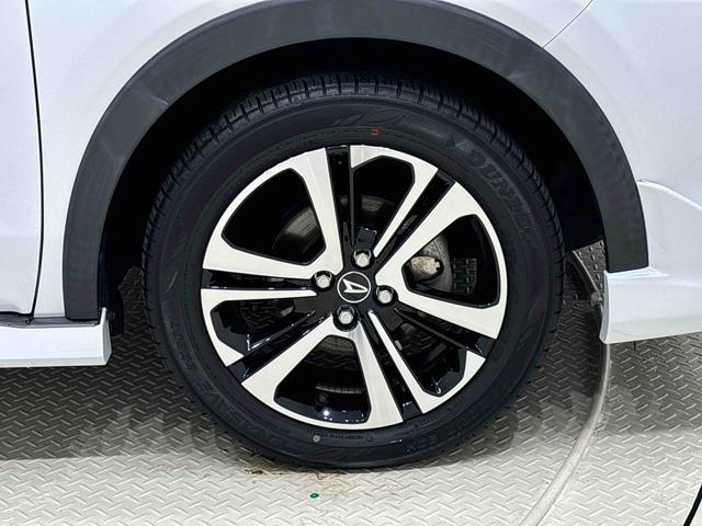 ロッキー プレミアム　ナビ　ＥＴＣ　ドラレコ　バックカメラ　ＬＥＤヘッドランプ・フォグランプ　全車速追従機能付アダプティブクルーズコントロール　レーンキープコントロール　ブラインドスポットモニター　１７インチアルミホイール　シートヒーター　パノラマモニター（50枚目）