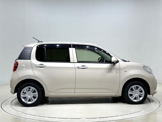 ブーン X Lパッケージ SAIII カーナビ ドライブレコーダー パノラマモニター対応カメラ オートエアコン プッシュボタンスタート オートライト シートアンダートレイ 純正フルホイールキャップ キーフリーシステム アイドリングストップ機能(10枚目)