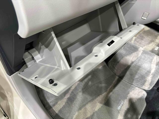 ブーン X Lパッケージ SAIII カーナビ ドライブレコーダー パノラマモニター対応カメラ オートエアコン プッシュボタンスタート オートライト シートアンダートレイ 純正フルホイールキャップ キーフリーシステム アイドリングストップ機能(28枚目)