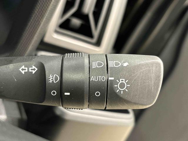 タフト Ｇターボ　ダーククロムベンチャー　運転席助手席シートヒーター　バックモニター　電動パーキングブレーキ　プッシュボタンスタート　オートライト　サイドエアバッグ　ＬＥＤヘッドライト・フォグランプ　キーフリーシステム　純正アルミホイール　セキュリティーアラーム（24枚目）