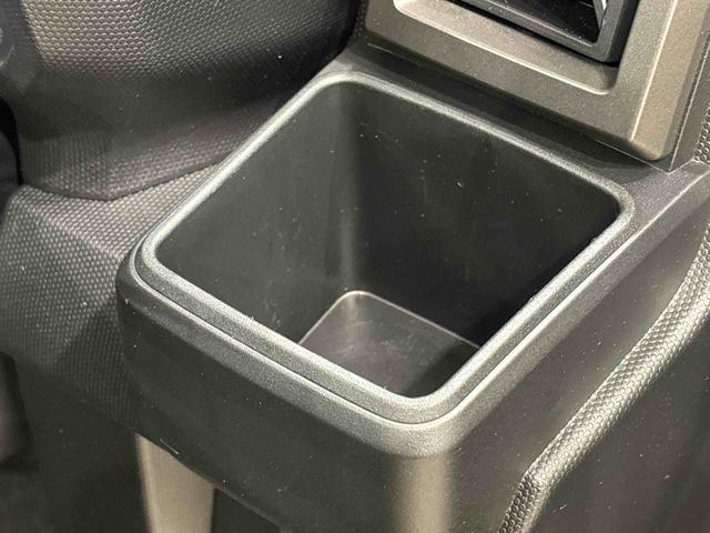 タフト Ｇターボ　ダーククロムベンチャー　運転席助手席シートヒーター　バックモニター　電動パーキングブレーキ　プッシュボタンスタート　オートライト　サイドエアバッグ　ＬＥＤヘッドライト・フォグランプ　キーフリーシステム　純正アルミホイール　セキュリティーアラーム（26枚目）