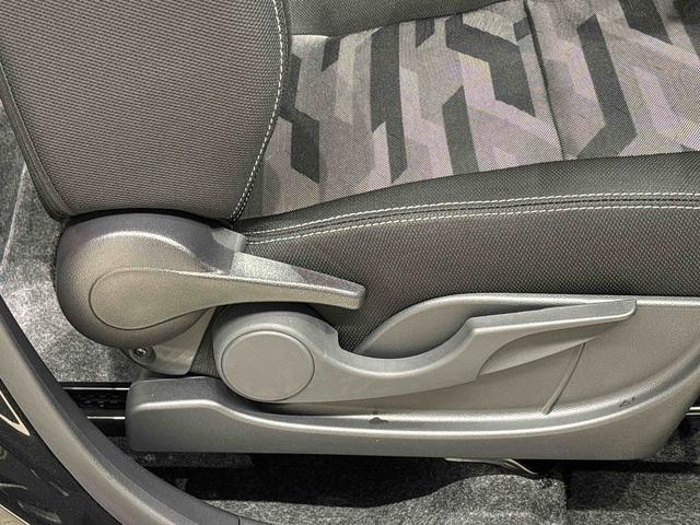 タフト Ｇターボ　ダーククロムベンチャー　運転席助手席シートヒーター　バックモニター　電動パーキングブレーキ　プッシュボタンスタート　オートライト　サイドエアバッグ　ＬＥＤヘッドライト・フォグランプ　キーフリーシステム　純正アルミホイール　セキュリティーアラーム（28枚目）