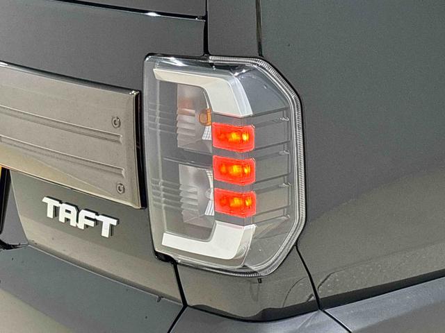 タフト Ｇターボ　ダーククロムベンチャー　運転席助手席シートヒーター　バックモニター　電動パーキングブレーキ　プッシュボタンスタート　オートライト　サイドエアバッグ　ＬＥＤヘッドライト・フォグランプ　キーフリーシステム　純正アルミホイール　セキュリティーアラーム（46枚目）