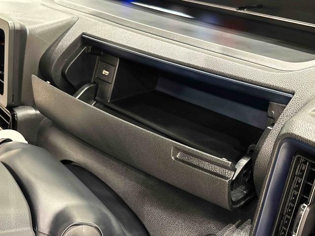 タント カスタムＲＳ　両側電動スライドドア　電動パーキングブレーキ　ＬＥＤオートライト　パワースライドドアウェルカムオープン機能　電動パーキングブレーキ　運転席助手席シートヒーター　アルミホイール　キーフリーシステム　　オート電動格納式ドアミラー（26枚目）