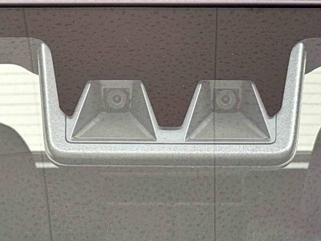 タフト Ｇターボ　ダーククロムベンチャー　バックモニター　キーフリー　電動パーキングブレーキ　運転席・助手席シートヒーター　ＬＥＤヘッドライト・フォグランプ　オートライト　サイドエアバッグ　純正アルミホイール　オートエアコン　セキュリティーアラーム（41枚目）