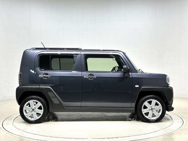 タフト Ｇターボ　クロムベンチャー　運転席・助手席シートヒーター　純正ナビ装着用アップグレードパック　ＡＣＣ　電動パーキングブレーキブレーキ　オートブレーキホールド機能　運転席シートリフター　チルトステアリング　本革巻ステアリングホイール　リバース連動リヤワイパー（7枚目）