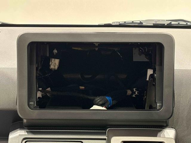 タフト Ｇターボ　クロムベンチャー　運転席・助手席シートヒーター　純正ナビ装着用アップグレードパック　ＡＣＣ　電動パーキングブレーキブレーキ　オートブレーキホールド機能　運転席シートリフター　チルトステアリング　本革巻ステアリングホイール　リバース連動リヤワイパー（16枚目）