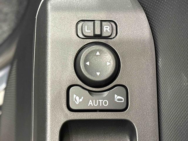タフト Ｇターボ　クロムベンチャー　運転席・助手席シートヒーター　純正ナビ装着用アップグレードパック　ＡＣＣ　電動パーキングブレーキブレーキ　オートブレーキホールド機能　運転席シートリフター　チルトステアリング　本革巻ステアリングホイール　リバース連動リヤワイパー（25枚目）
