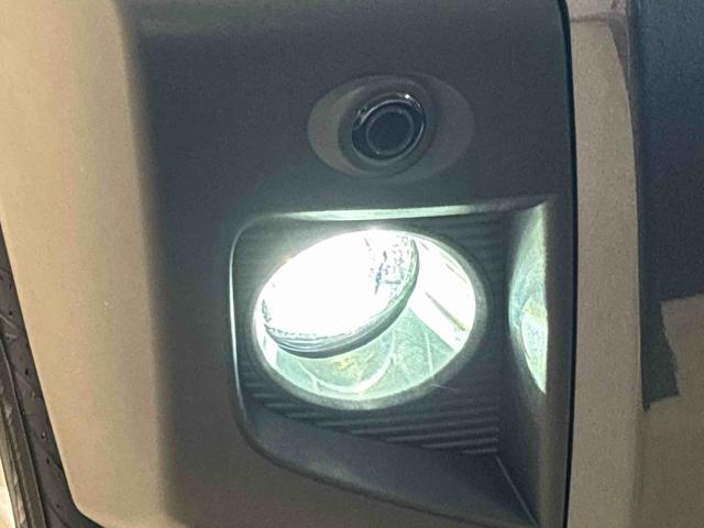 タフト Ｇターボ　クロムベンチャー　運転席・助手席シートヒーター　純正ナビ装着用アップグレードパック　ＡＣＣ　電動パーキングブレーキブレーキ　オートブレーキホールド機能　運転席シートリフター　チルトステアリング　本革巻ステアリングホイール　リバース連動リヤワイパー（45枚目）