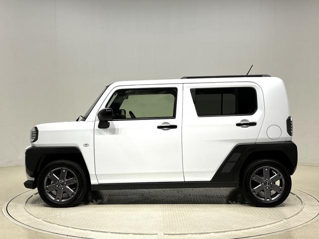 タフト Ｇターボ　ダーククロムベンチャー　シートヒーター　スカイフィールトップ　クロムパック　メッキパック　インテリアアクセント　ＬＥＤオートハイビーム＆フォグランプ　電動パーキングブレーキ　バックカメラ　アルミホイール（8枚目）