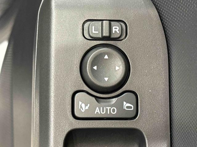 タフト Ｇターボ　ダーククロムベンチャー　シートヒーター　スカイフィールトップ　クロムパック　メッキパック　インテリアアクセント　ＬＥＤオートハイビーム＆フォグランプ　電動パーキングブレーキ　バックカメラ　アルミホイール（25枚目）