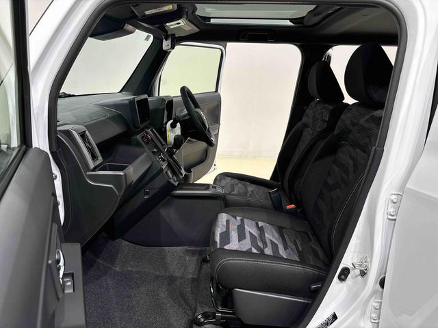 タフト Ｇターボ　ダーククロムベンチャー　シートヒーター　スカイフィールトップ　クロムパック　メッキパック　インテリアアクセント　ＬＥＤオートハイビーム＆フォグランプ　電動パーキングブレーキ　バックカメラ　アルミホイール（34枚目）