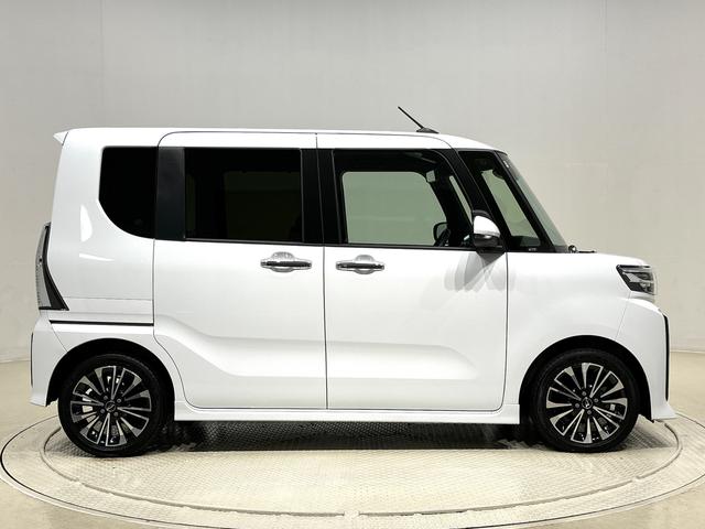 タント カスタムＲＳ　ターボ　運転席・助手席シートヒーター　純正ナビ装着用アップグレードパック　両側電動スライドドア　格納式リヤドアサンシェード　本革巻ステアリングホイール　運転席シートリフター　チルトステアリング　オートライト　キーフリーシステム（7枚目）