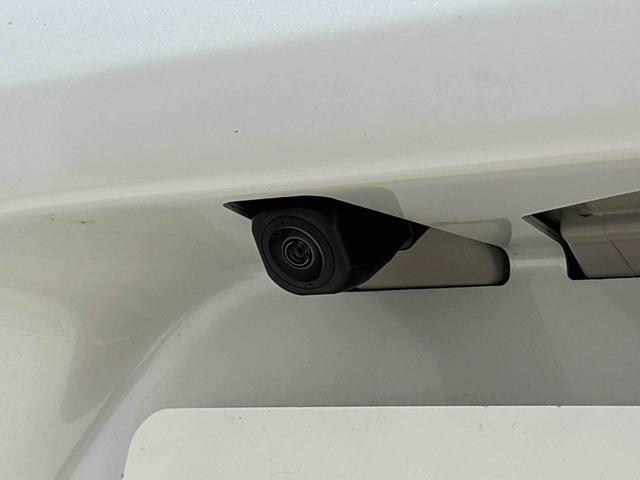 タント カスタムＲＳ　ターボ　運転席・助手席シートヒーター　純正ナビ装着用アップグレードパック　両側電動スライドドア　格納式リヤドアサンシェード　本革巻ステアリングホイール　運転席シートリフター　チルトステアリング　オートライト　キーフリーシステム（10枚目）