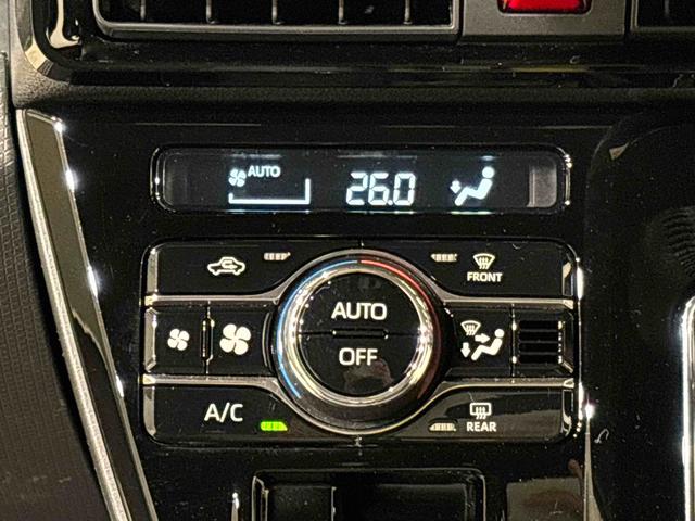 タント カスタムＲＳ　ターボ　運転席・助手席シートヒーター　純正ナビ装着用アップグレードパック　両側電動スライドドア　格納式リヤドアサンシェード　本革巻ステアリングホイール　運転席シートリフター　チルトステアリング　オートライト　キーフリーシステム（16枚目）