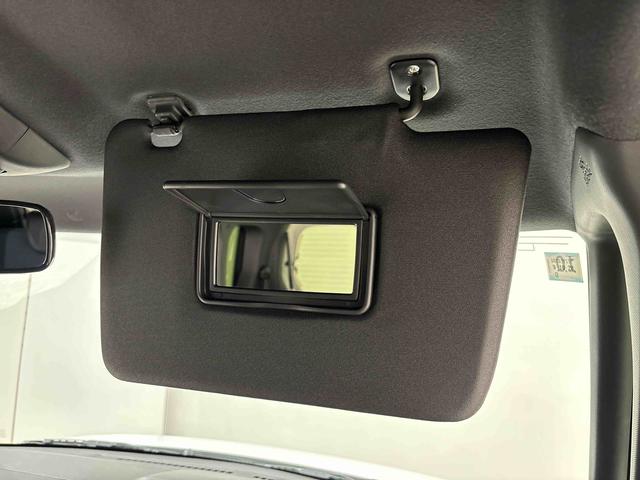タント カスタムＲＳ　ターボ　運転席・助手席シートヒーター　純正ナビ装着用アップグレードパック　両側電動スライドドア　格納式リヤドアサンシェード　本革巻ステアリングホイール　運転席シートリフター　チルトステアリング　オートライト　キーフリーシステム（27枚目）