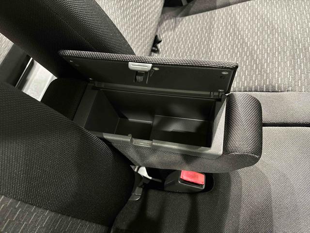 フレアワゴンカスタムスタイル ＸＴ　ナビゲーションシステム　両側電動スライドドア　ＥＴＣ　バックカメラ　オートライト　トップシェイドガラス　アイドリングストップ　運転席シートリフター　リヤワイパー　ロールサンシェード（27枚目）