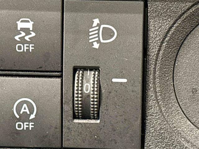 ハイゼットトラック スタンダード　トップシェイドガラス　オートハイビーム　運転席ＳＲＳエアバック　バックソナー　電動式パワーステアリング　あゆみ板掛けテールゲート　ＶＳＣ＆ＴＲＣ　衝突警報機能　衝突回避支援ブレーキ　車線逸脱警報機能　標識認識機能　先行車発進お知らせ機能（15枚目）