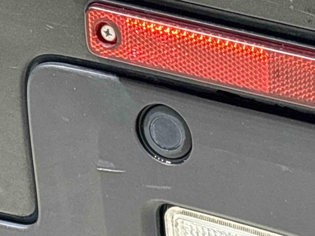 ハイゼットトラック スタンダード　トップシェイドガラス　オートハイビーム　運転席ＳＲＳエアバック　バックソナー　電動式パワーステアリング　あゆみ板掛けテールゲート　ＶＳＣ＆ＴＲＣ　衝突警報機能　衝突回避支援ブレーキ　車線逸脱警報機能　標識認識機能　先行車発進お知らせ機能（33枚目）