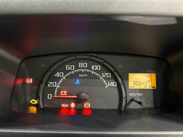 ハイゼットトラック スタンダード 5MT ETC車載器 AM/FMラジオ ハロゲンヘッドランプ 運転席SRSエアバック 電動式パワーステアリング AM/FMラジオ あゆみ板掛けテールゲート スペアタイヤ ガードフレーム(12枚目)