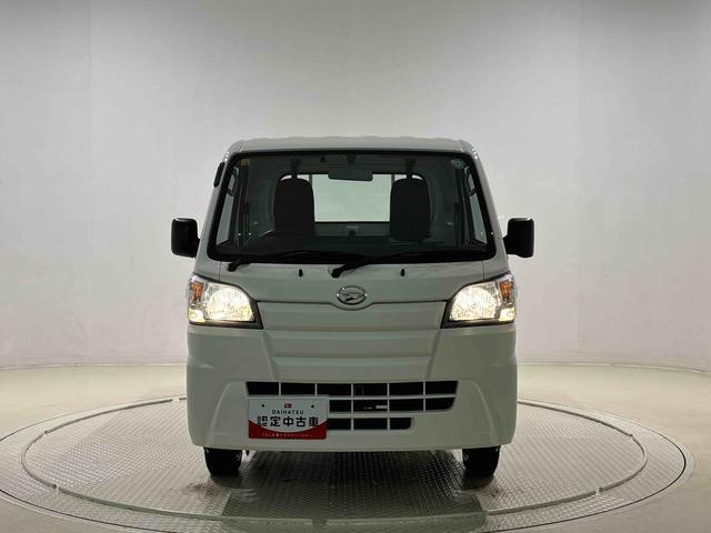 ハイゼットトラック スタンダード 5MT ETC車載器 AM/FMラジオ ハロゲンヘッドランプ 運転席SRSエアバック 電動式パワーステアリング AM/FMラジオ あゆみ板掛けテールゲート スペアタイヤ ガードフレーム(37枚目)