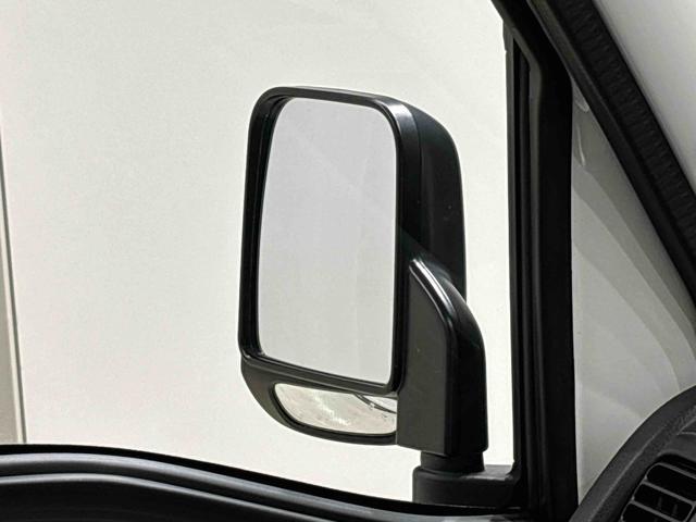 ハイゼットトラック スタンダード 5MT ETC車載器 AM/FMラジオ ハロゲンヘッドランプ 運転席SRSエアバック 電動式パワーステアリング AM/FMラジオ あゆみ板掛けテールゲート スペアタイヤ ガードフレーム(41枚目)