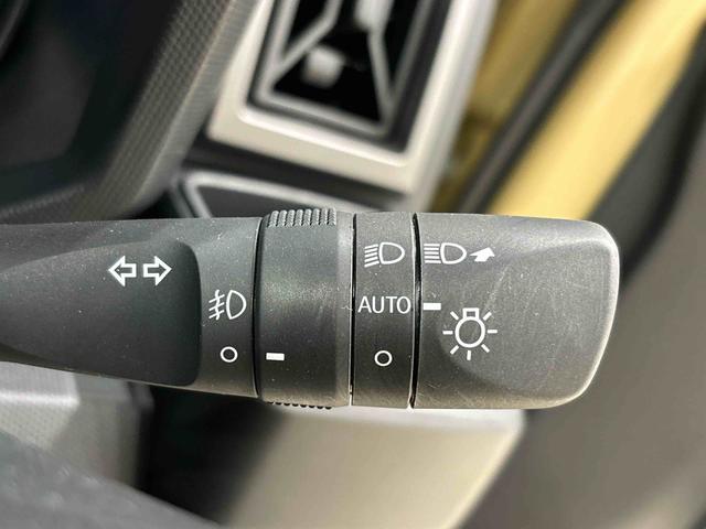 タフト G クロムベンチャー バックモニター対応カメラ スカイフィールトップ クロムパック メッキパック シルバーアンダーガーニッシュ インテリアアクセント LEDオートライト&フォグランプ 電動パーキングブレーキ バックカメラ アルミホイール(24枚目)