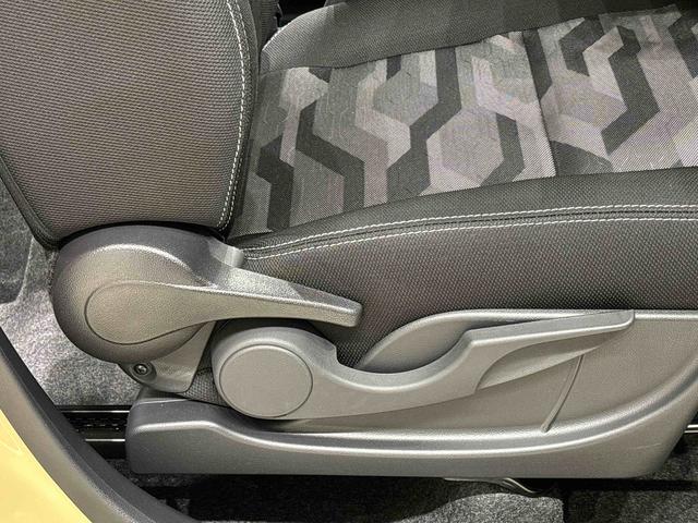 タフト G クロムベンチャー バックモニター対応カメラ スカイフィールトップ クロムパック メッキパック シルバーアンダーガーニッシュ インテリアアクセント LEDオートライト&フォグランプ 電動パーキングブレーキ バックカメラ アルミホイール(28枚目)