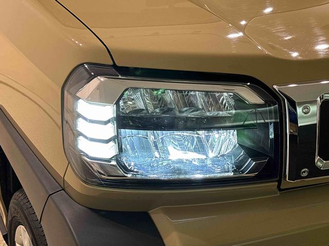 タフト G クロムベンチャー バックモニター対応カメラ スカイフィールトップ クロムパック メッキパック シルバーアンダーガーニッシュ インテリアアクセント LEDオートライト&フォグランプ 電動パーキングブレーキ バックカメラ アルミホイール(44枚目)