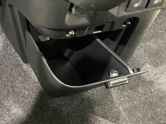 ムーヴキャンバス ストライプスG 保温機能付きドリンクホルダー シートヒーター 後席両側パワースライドドア バックモニター オートライト サイドエアバッグ 電動パーキングブレーキ オートエアコン LEDヘッドライト・フォグランプ キーフリーシステム プッシュボタンスタート(32枚目)