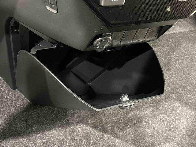 トール Ｇターボ　ＬＥＤヘッドランプ　１４インチフルホイールキャップ　オートライト　プッシュボタンスタート　パワースライドドア　コーナーセンサー（30枚目）