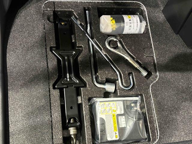 トール Ｇターボ　ＬＥＤヘッドランプ　１４インチフルホイールキャップ　オートライト　プッシュボタンスタート　パワースライドドア　コーナーセンサー（32枚目）