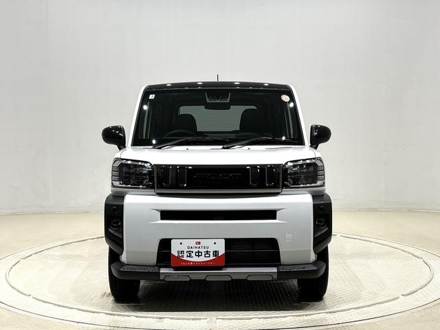 タフト Ｇ　ダーククロムベンチャー　運転席・助手席シートヒーター　純正ナビ装着用アップグレードパック　電動パーキングブレーキブレーキ　オートブレーキホールド機能　運転席シートリフター　チルトステアリング　オートライト　キーフリーシステム（6枚目）