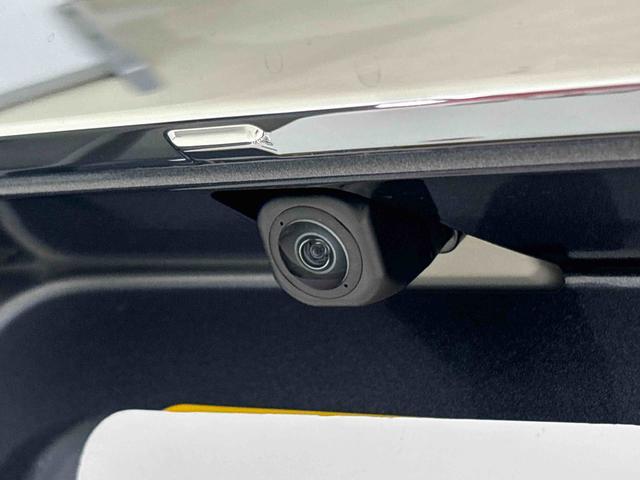 タフト G クロムベンチャー 運転席・助手席シートヒーター 純正ナビ装着用アップグレードパック 電動パーキングブレーキブレーキ オートブレーキホールド機能 本革巻ステアリングホイール リバース連動リヤワイパー 15インチアルミホイール キーフリーシステム(10枚目)