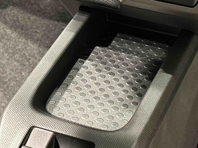タフト G クロムベンチャー 運転席・助手席シートヒーター 純正ナビ装着用アップグレードパック 電動パーキングブレーキブレーキ オートブレーキホールド機能 本革巻ステアリングホイール リバース連動リヤワイパー 15インチアルミホイール キーフリーシステム(19枚目)