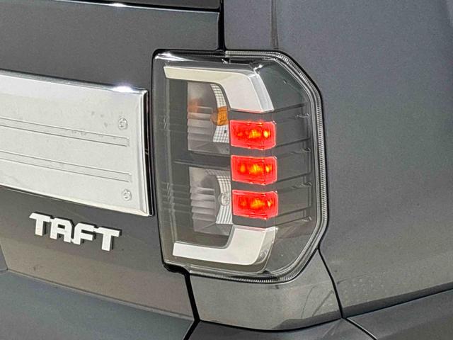 タフト G クロムベンチャー 運転席・助手席シートヒーター 純正ナビ装着用アップグレードパック 電動パーキングブレーキブレーキ オートブレーキホールド機能 本革巻ステアリングホイール リバース連動リヤワイパー 15インチアルミホイール キーフリーシステム(46枚目)