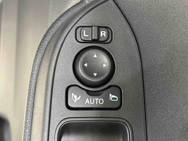 タント カスタムＲＳ　　左右パワースライドドア　電子パーキング　ＬＥＤオートライト　パワースライドドアウェルカムオープン機能　電動パーキングブレーキ　運転席助手席シートヒーター　アルミホイール　キーフリーシステム　　オート電動格納式ドアミラー（24枚目）