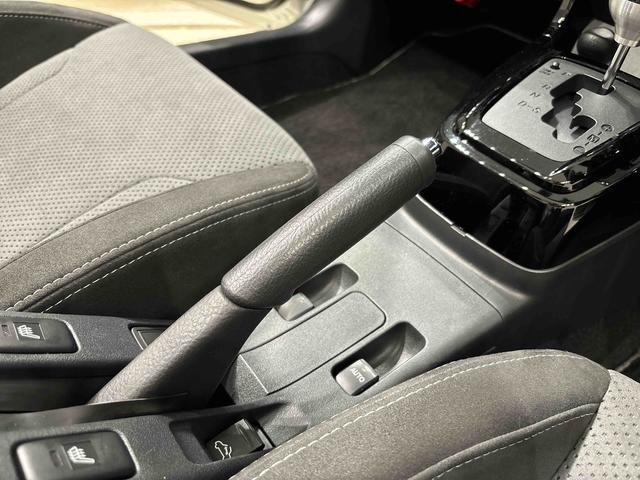 コペン ＧＲ　スポーツ　　ナビ　　バックモニター　　ＥＴＣ　電動開閉式ルーフ　ＬＥＤヘッドランプ　ハロゲンフォグランプ　　１６インチタイヤ＆アルミホイール　プッシュボタンスタート　セキュリティアラーム　スタビライザー（フロント・リヤ）（22枚目）