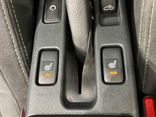 コペン ＧＲ　スポーツ　　ナビ　　バックモニター　　ＥＴＣ　電動開閉式ルーフ　ＬＥＤヘッドランプ　ハロゲンフォグランプ　　１６インチタイヤ＆アルミホイール　プッシュボタンスタート　セキュリティアラーム　スタビライザー（フロント・リヤ）（25枚目）