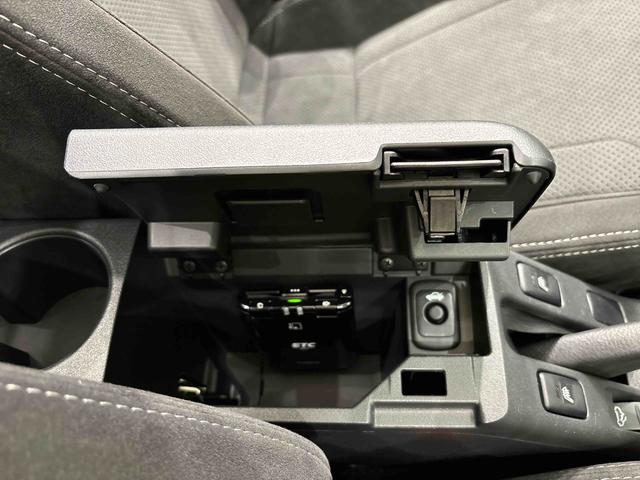 コペン GR スポーツ  CDステレオ ETC シートヒーター 電動開閉式ルーフ LEDヘッドランプ  16インチタイヤ&アルミホイール プッシュボタンスタート セキュリティアラーム スタビライザー(フロント・リヤ)(25枚目)