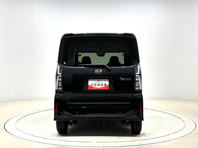 タント カスタムＸ　　　両側パワースライドドア　　電子パーキング　ＬＥＤオートライト　パワースライドドアウェルカムオープン機能　電動パーキングブレーキ　運転席助手席シートヒーター　アルミホイール　キーフリーシステム　　オート電動格納式ドアミラー（9枚目）