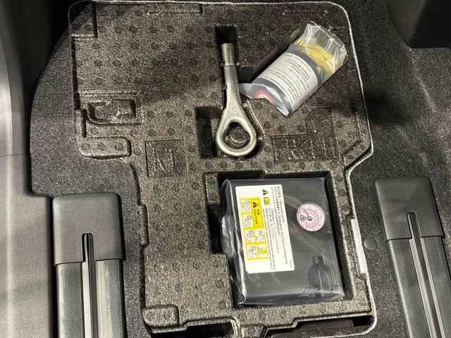 タント カスタムＸ　　　両側パワースライドドア　　電子パーキング　ＬＥＤオートライト　パワースライドドアウェルカムオープン機能　電動パーキングブレーキ　運転席助手席シートヒーター　アルミホイール　キーフリーシステム　　オート電動格納式ドアミラー（33枚目）