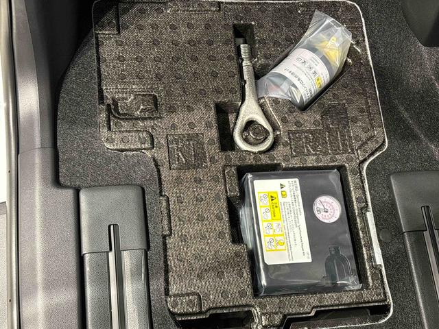 タント カスタムRS バックモニター対応カメラ シートヒーター LEDオートライト パワースライドドアウェルカムオープン機能 電動パーキングブレーキ 運転席助手席シートヒーター アルミホイール キーフリーシステム  オート電動格納式ドアミラー(33枚目)