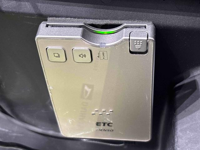 ムーヴコンテ Ｘ　フルホイールキャップ　オートライト　セキュリティアラーム　キーレスエントリー（8枚目）