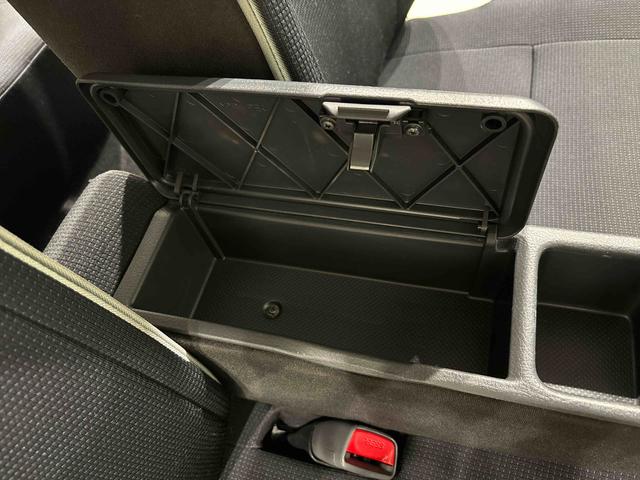 ムーヴコンテ Ｘ　フルホイールキャップ　オートライト　セキュリティアラーム　キーレスエントリー（25枚目）