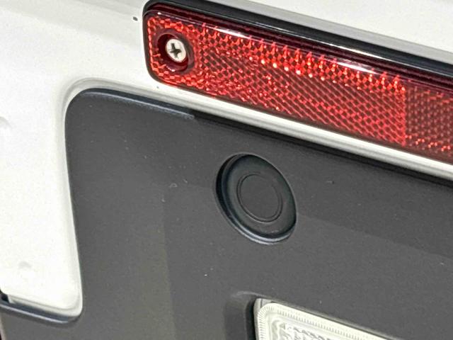 ハイゼットトラック ハイルーフ　４ＷＤ　ディスプレイオーディオ　バックモニター　ＥＴＣ車載器　オートライト　プッシュボタンスタート　キーフリーシステム　スペアタイヤ　マニュアルエアコン　運転席・助手席パワーウィンドウ　アイドリングストップ機能（38枚目）