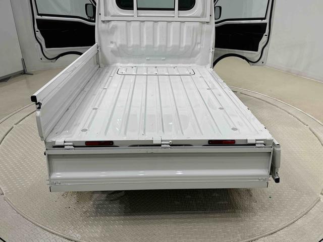 ハイゼットトラック ハイルーフ　４ＷＤ　ディスプレイオーディオ　バックモニター　ＥＴＣ車載器　オートライト　プッシュボタンスタート　キーフリーシステム　スペアタイヤ　マニュアルエアコン　運転席・助手席パワーウィンドウ　アイドリングストップ機能（42枚目）