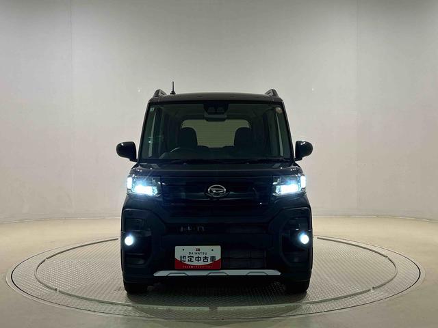 タント ファンクロスターボ　ＬＥＤオートライト　パワースライドドアウェルカムオープン機能　電動パーキングブレーキ　運転席助手席シートヒーター　　フルホイールキャツプ　キーフリーシステム　　オート電動格納式ドアミラー（45枚目）