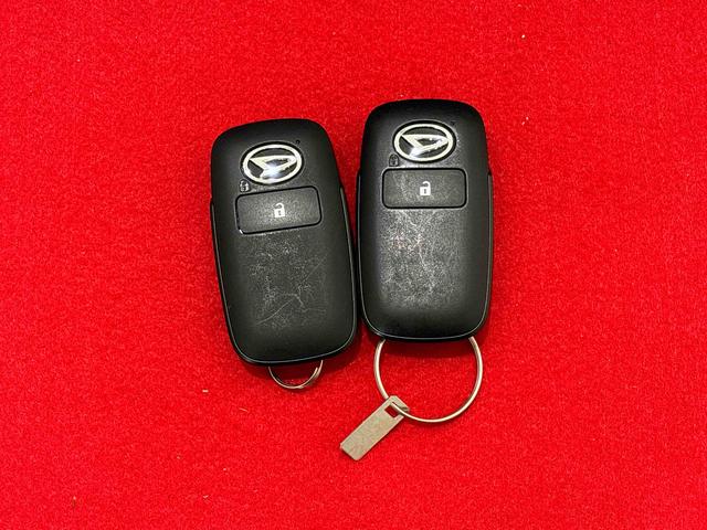 タフト Ｇ　　ラギッドパック　　バックドアスポイラー付き　スカイフィールトップ　ＬＥＤオートライト　オートハイビーム　フロントフォグランプ　運転席／助手席シートヒーター　プッシュボタンスタート　キーフリーシステム　電動パーキングブレーキ　バックカメラ（48枚目）